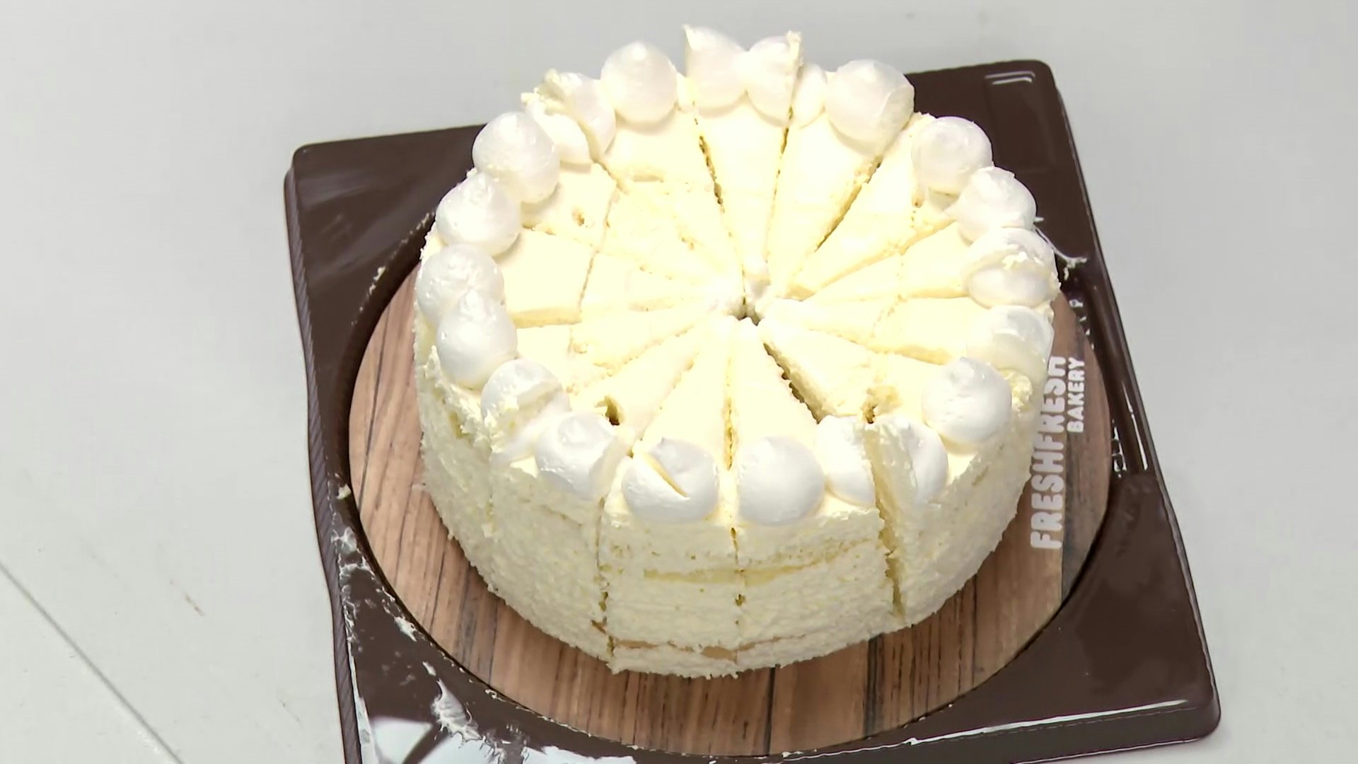 醫生呢個cake每一切都「計算精準」。