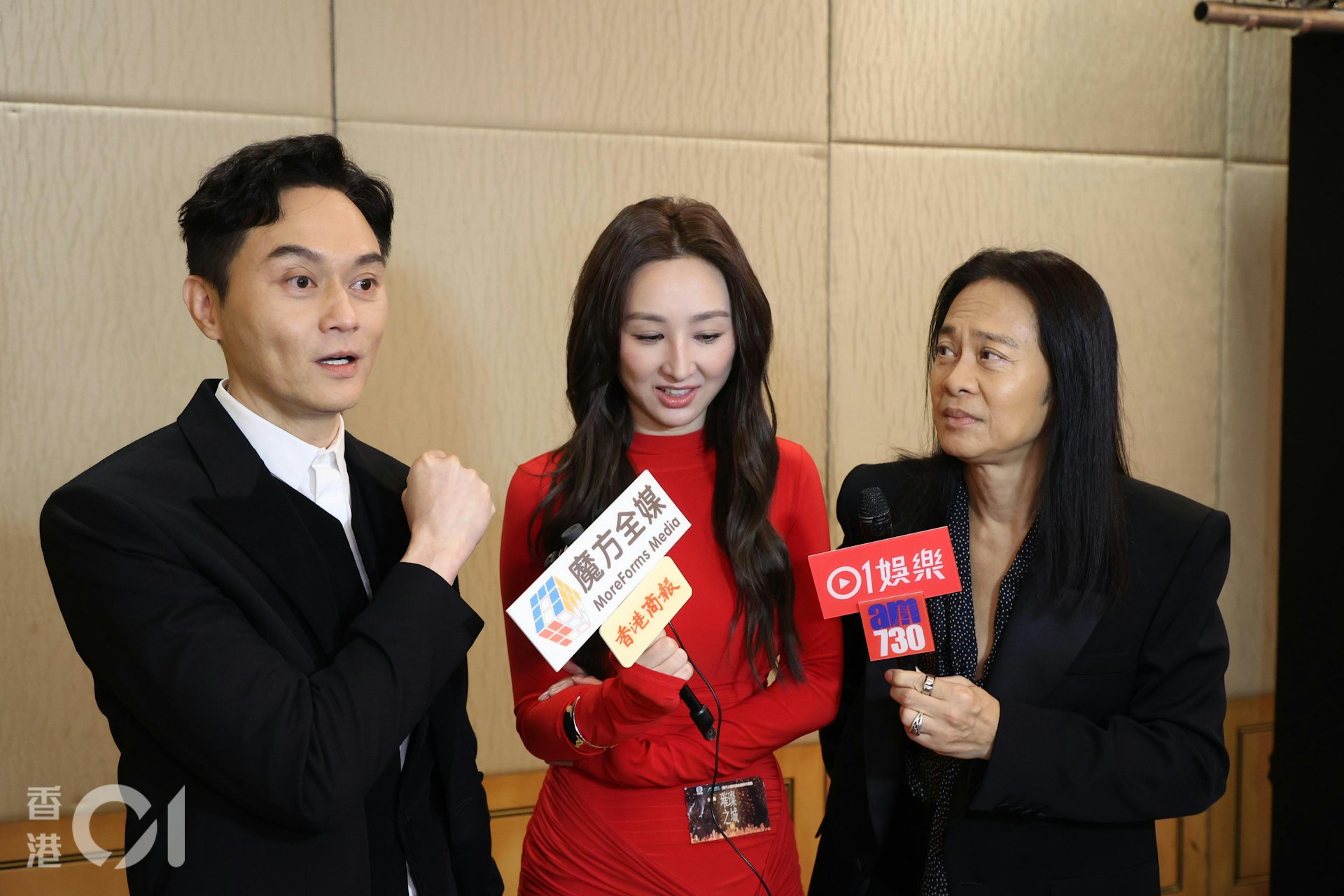 Chilam指有一下被高Ling誤傷:「一場佢真係打我,我有少少受傷。真係呀,攞啲嘢插我,威脅我,我心諗⋯⋯流血嘅?但係我嗰一刻又唔係好敢話俾佢知,我驚佢下個take會唔會就住,唔好就住,咁我就,嚟啦,篤啦!就住個效果。」記者指好近大動脈,Chilam說:「冇喎,死就死啦,都係要做。」