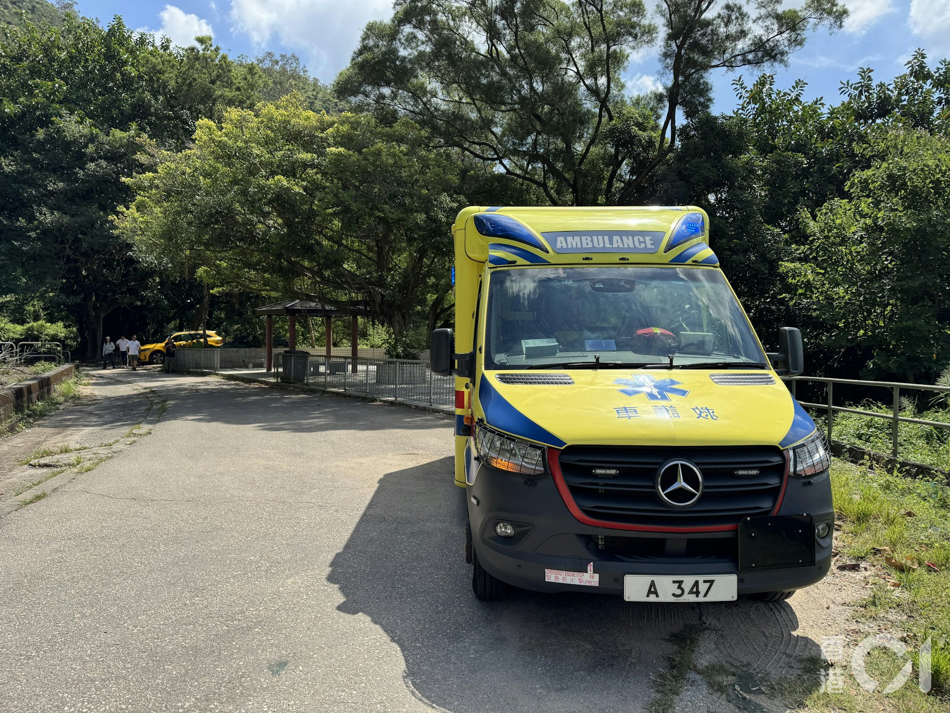 救護車在場戒備。
