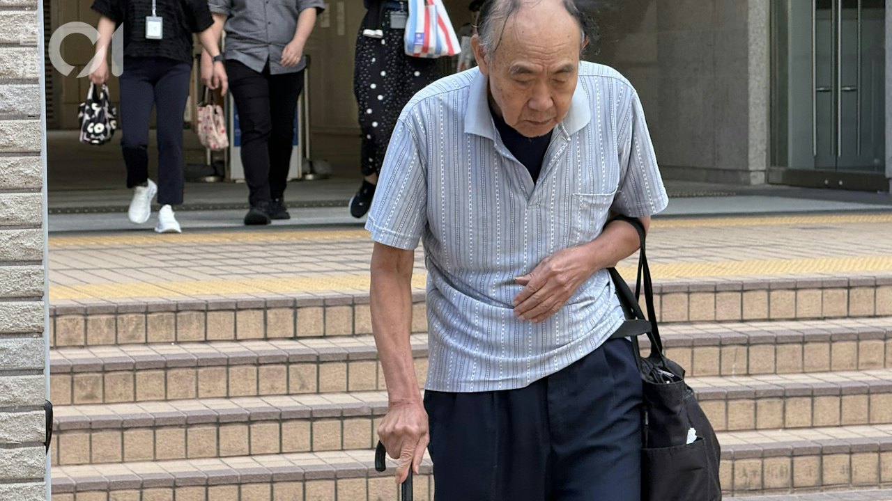 涉行賄區議員求見牧師 八旬翁庭上睡著被勸:唔好瞓覺 案押後訊