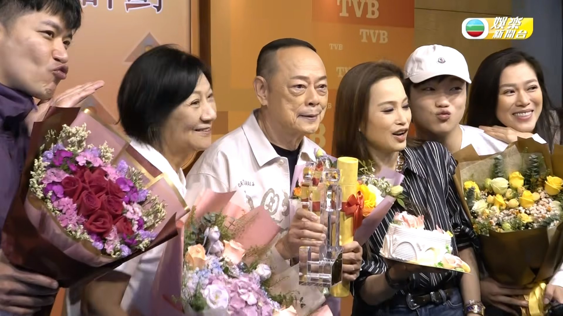 龍家人齊撐場。(TVB)