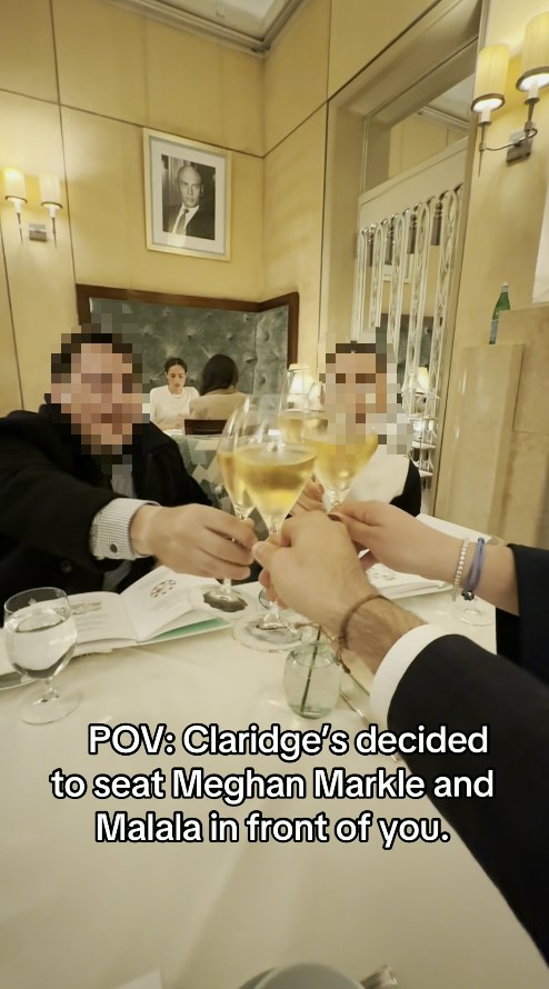 從TikTok的短片顯示,梅根與馬拉拉當時在餐廳的角落卡位低聲傾談。(TikTok@@losrodriguez.mx)