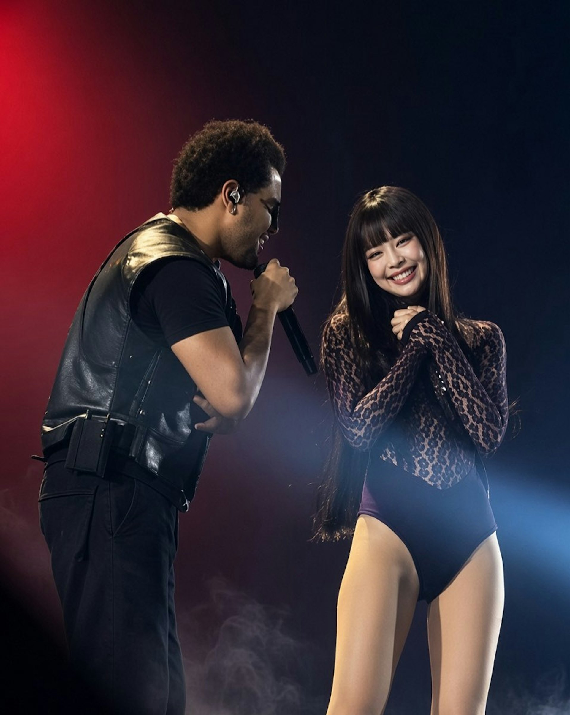 Jennie罕見現身助陣The Weeknd首爾演唱會,紫色蕾絲造型引爆熱議 Jennie罕見現身助陣The Weeknd首爾演唱會,紫色蕾絲造型引爆熱議