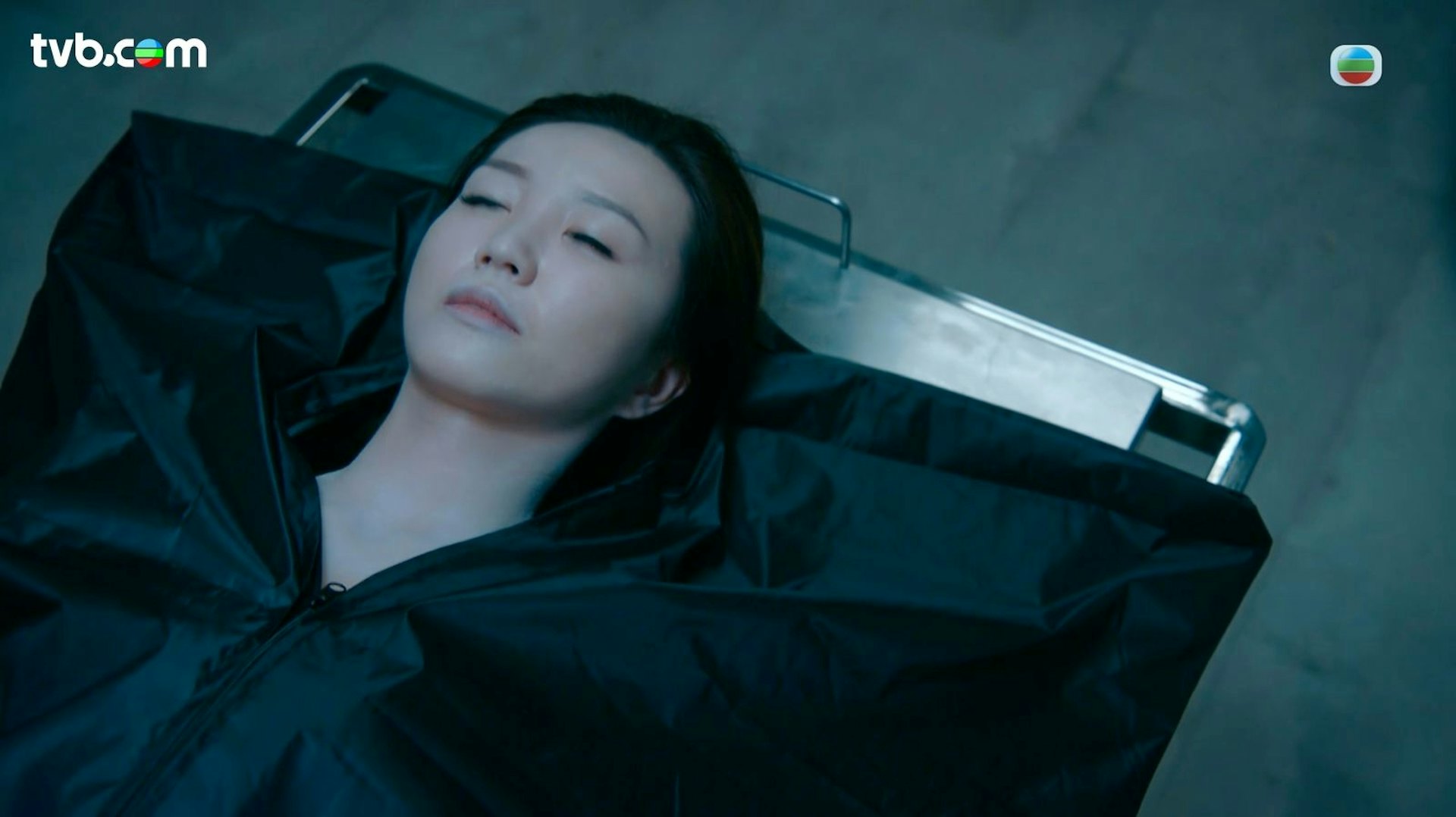 《死有對證》吳若希「慘死」引爆全網淚崩,陳曉華哭戲封神卻遭網友炮轟宣傳失策 《死有對證》吳若希「慘死」引爆全網淚崩,陳曉華哭戲封神卻遭網友炮轟宣傳失策