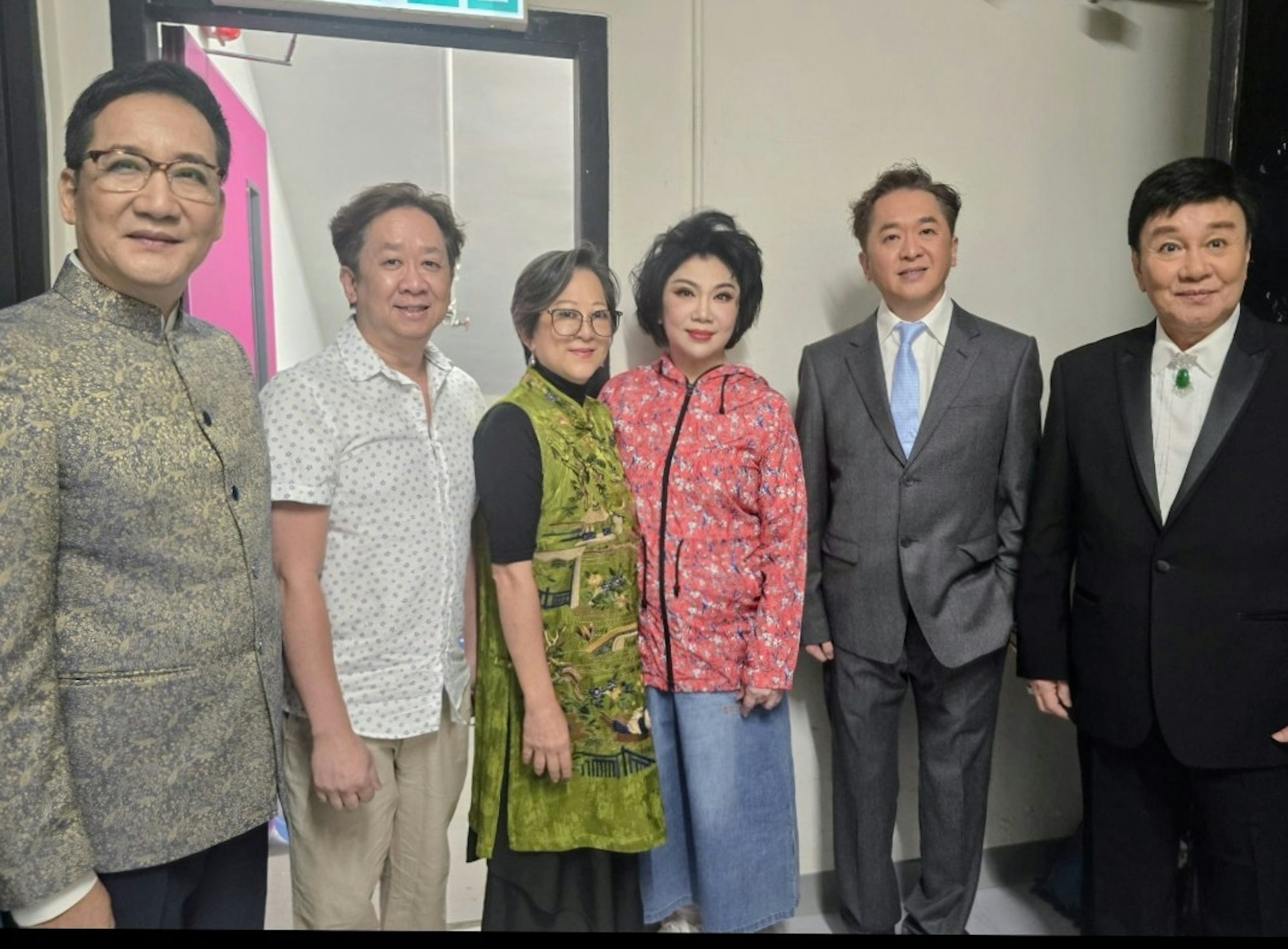 鄧兆尊風趣司儀獲全場爆笑,坦言紮頭太累拒接棒:新馬派藝術傳承活動精彩回顧 鄧兆尊風趣司儀獲全場爆笑,坦言紮頭太累拒接棒:新馬派藝術傳承活動精彩回顧