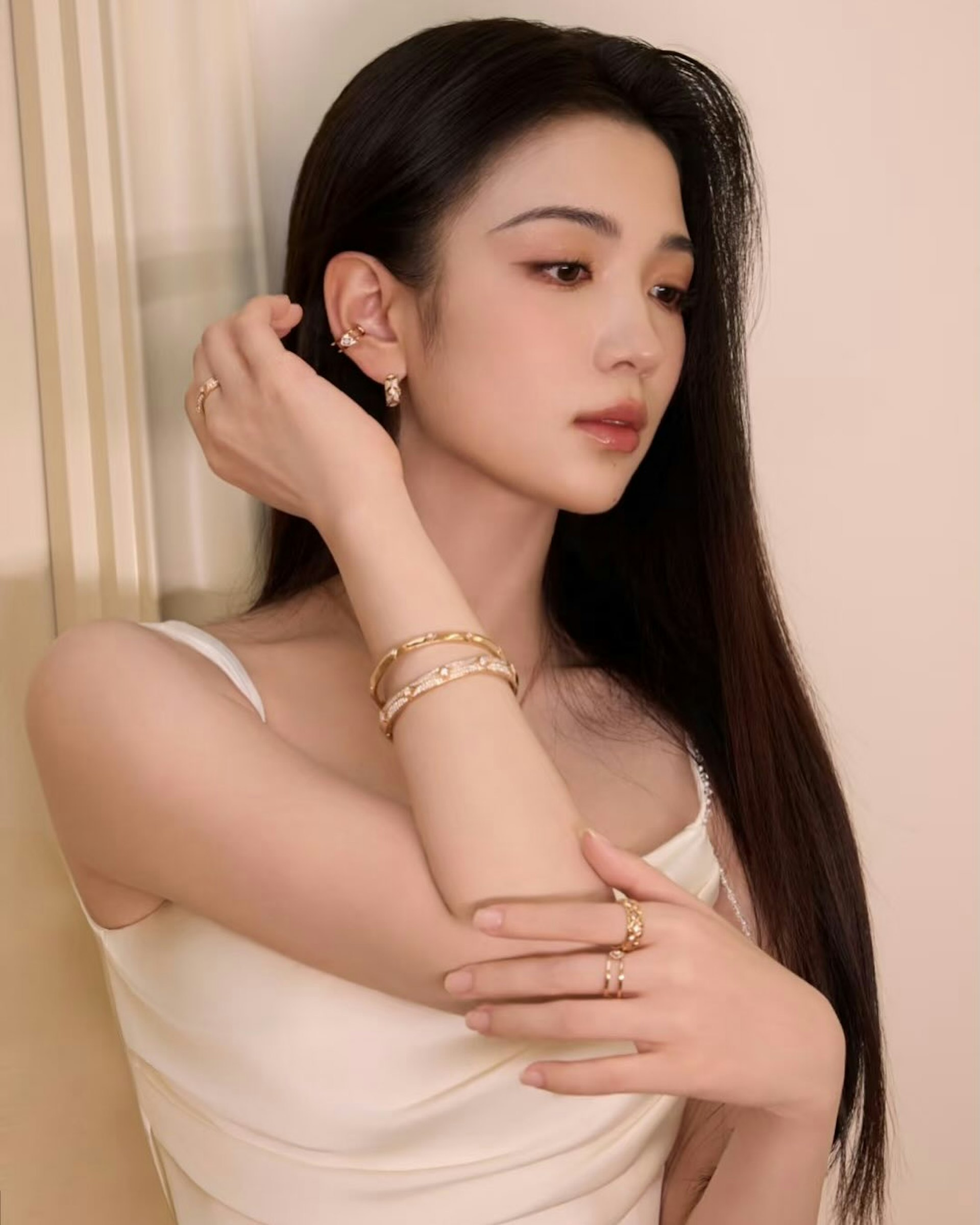 代露娃(Instagram@dailuwa.official)