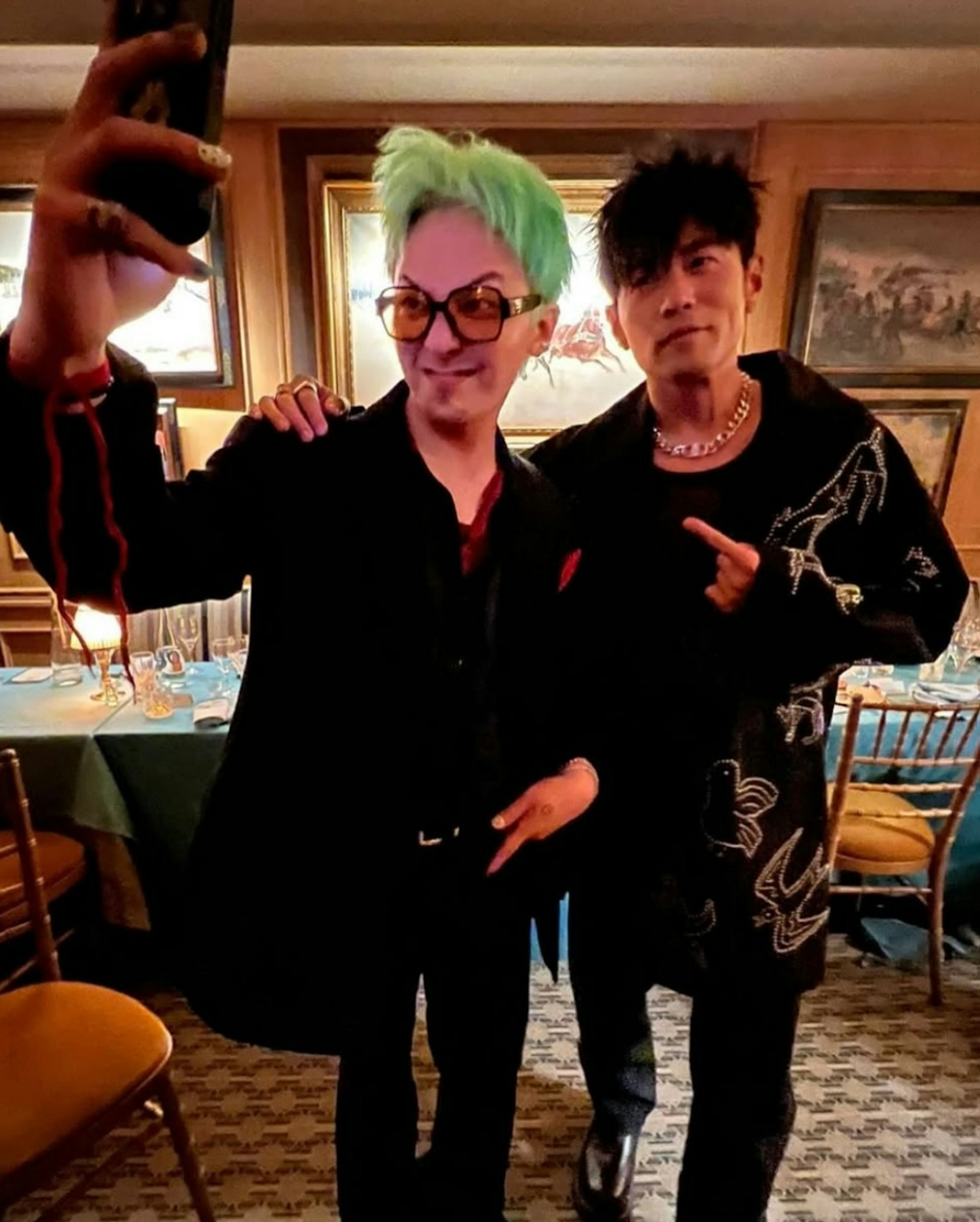 外界高度期待周杰倫、GD兩大天王未來能攜手推出跨國合作單曲。(IG@jaychou)