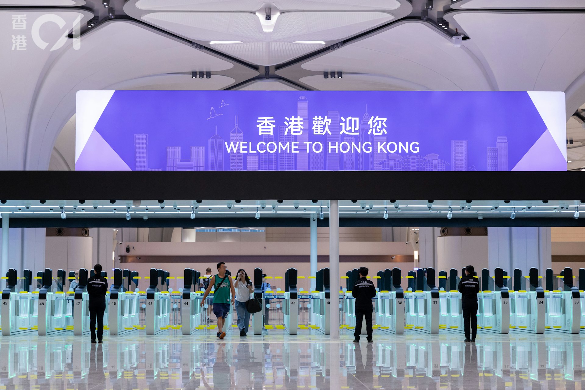 新皇崗口岸10月12日開通,清晨至早上整體運作順暢。