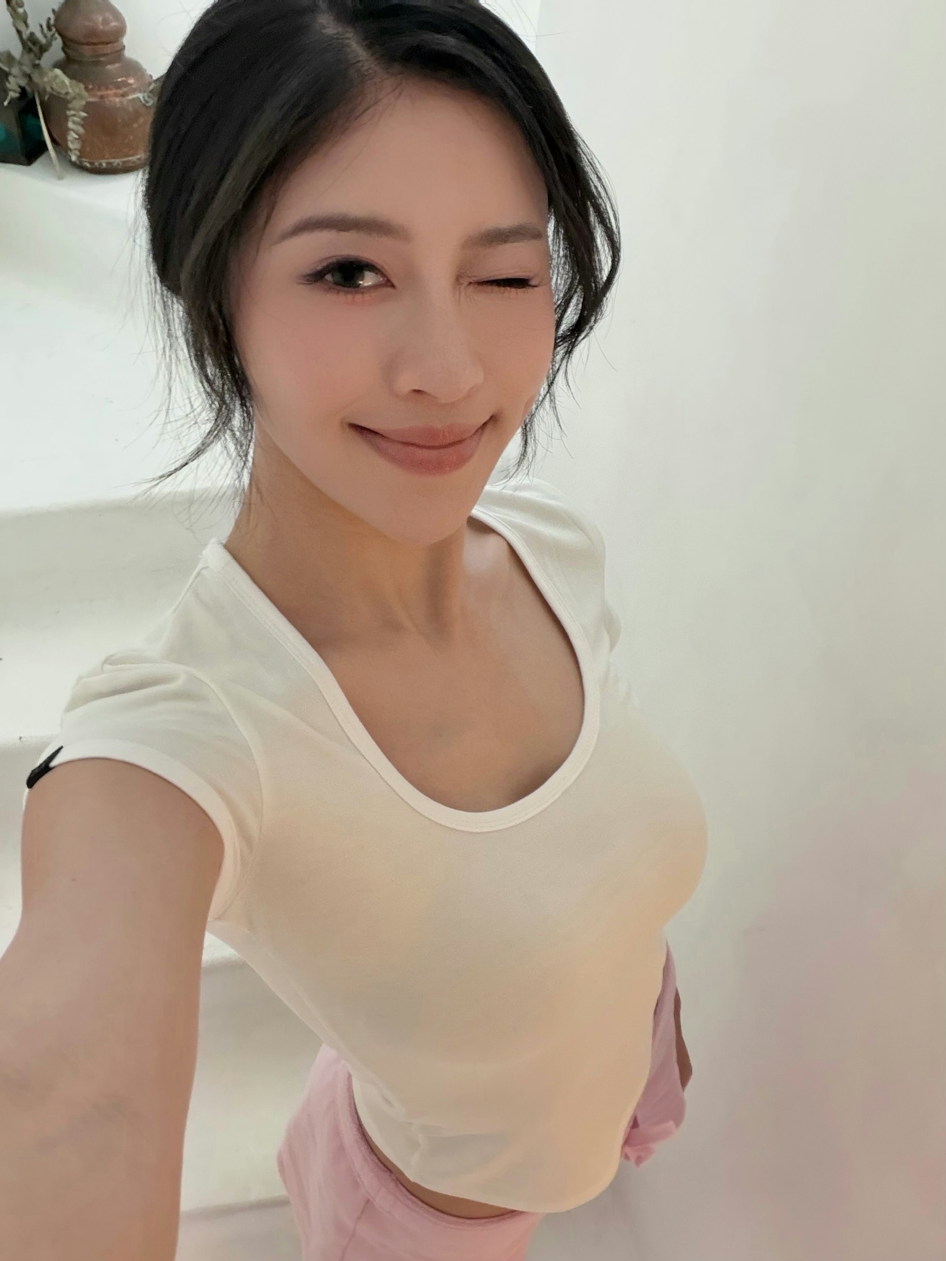 仲好調皮。(IG@ellynngai)