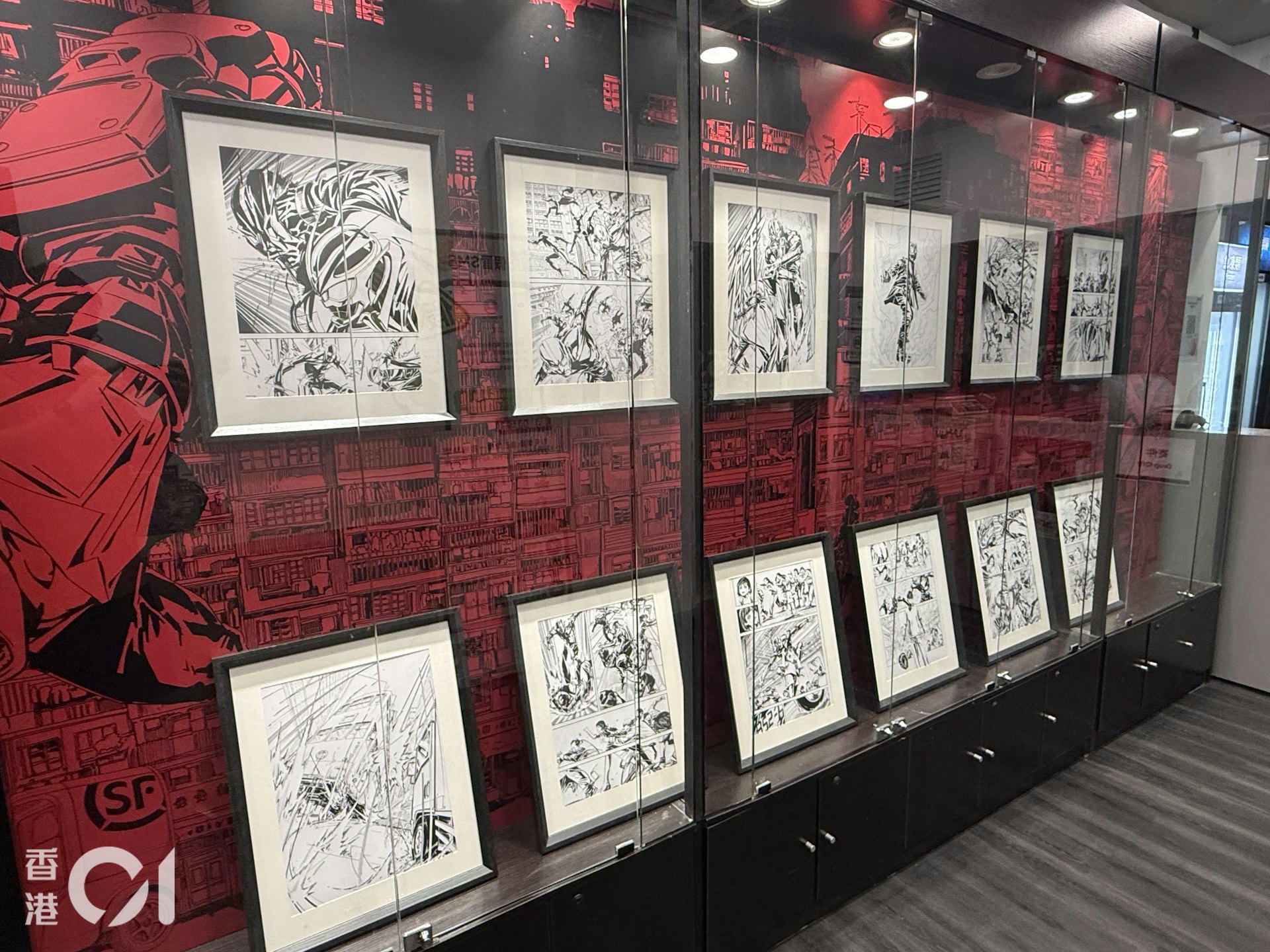 現場展出珍貴創作手稿。