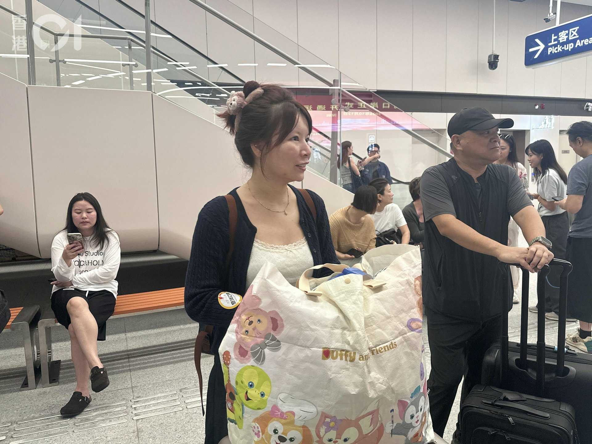 乘客過關後在上客區等候司機過關,有乘客指等候超過45分鐘。