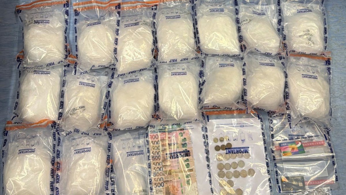警荃灣搗毒倉檢$636萬冰毒 再搜元朗單位檢$420萬貨 拘控菲籍女