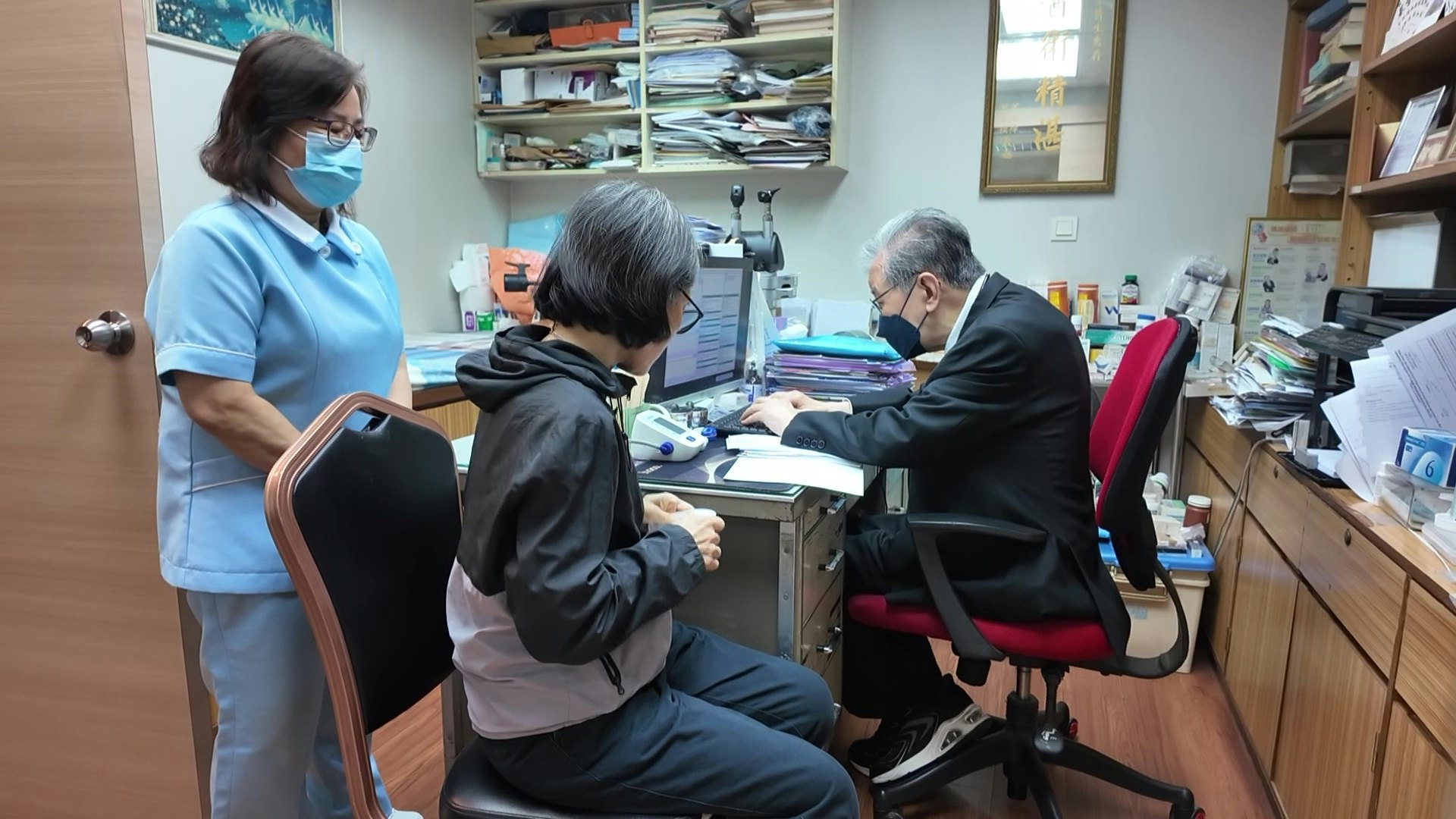 77歲腎科名醫蔡堅自曝身患11種疾病:前列腺痛徹夜間插導尿管 77歲腎科名醫蔡堅自曝身患11種疾病:前列腺痛徹夜間插導尿管