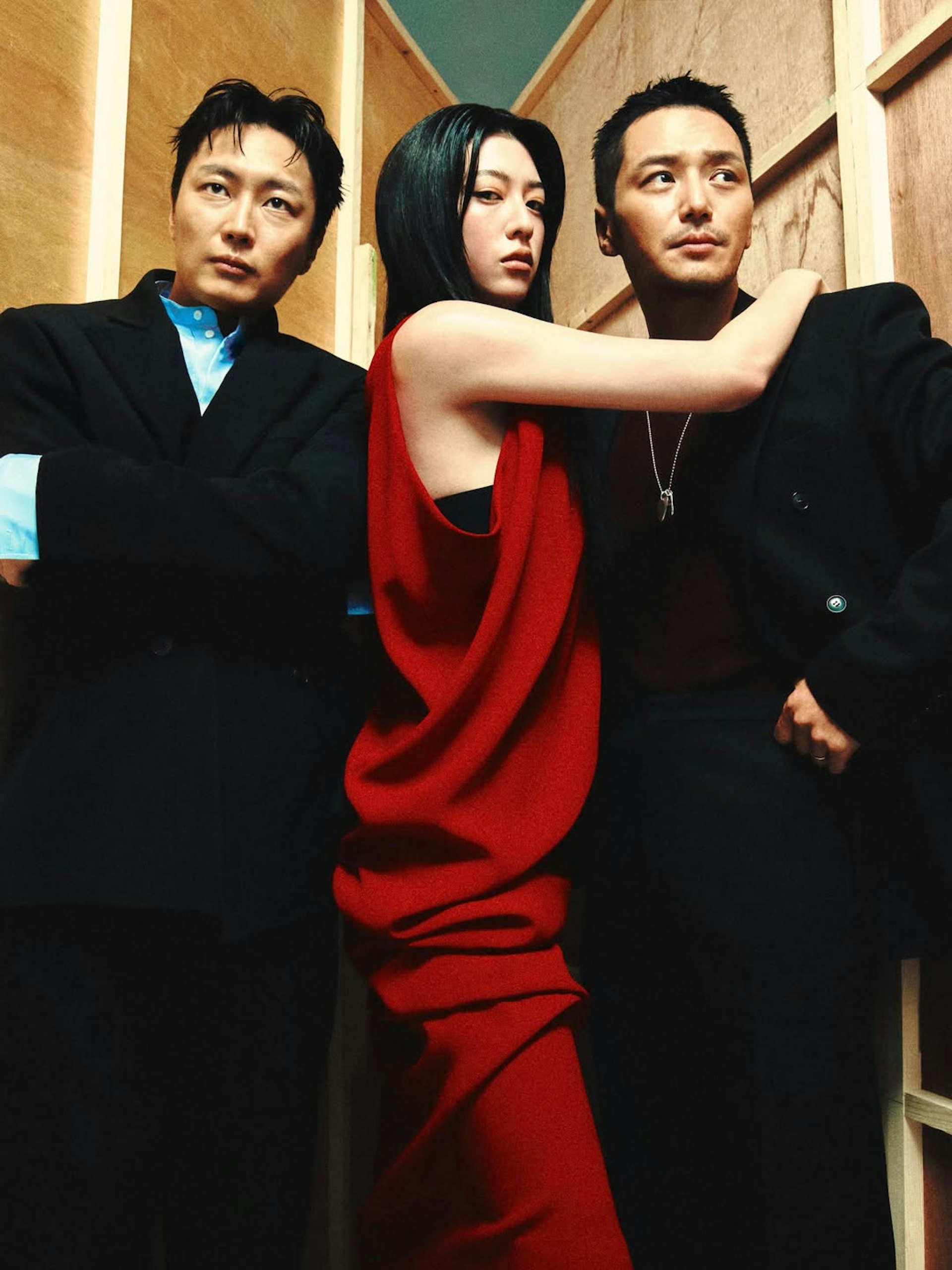 三吉彩花和電影《老千4:惡魔之歌》兩位男主演。(IG@miyoshi.aa)