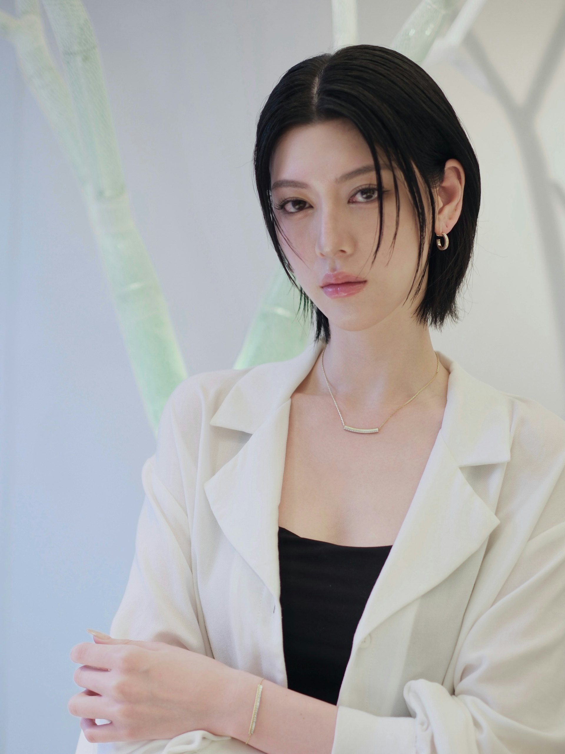 三吉彩花(IG@miyoshi.aa)
