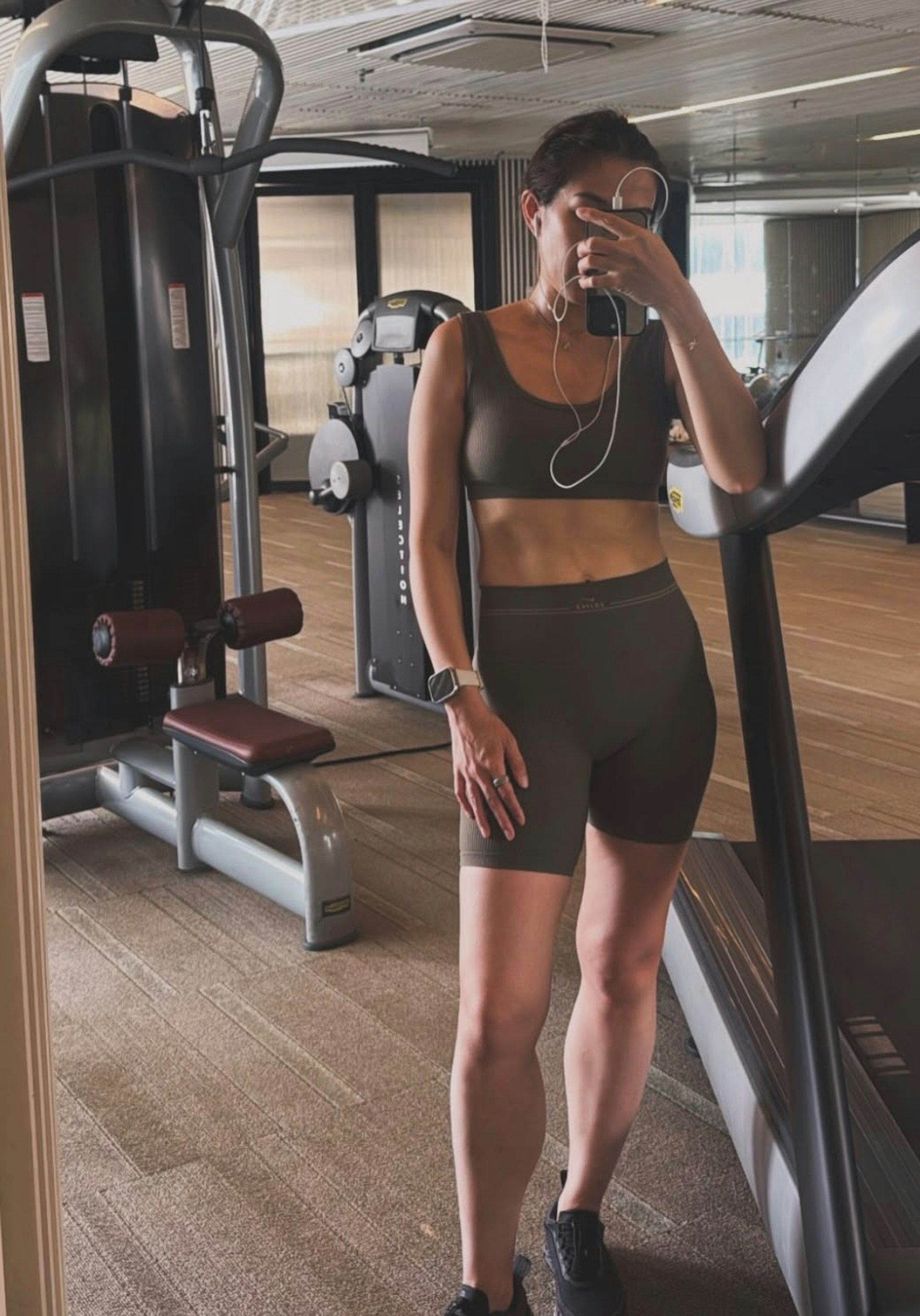Fit爆身形。(IG:nicoleleung1114)