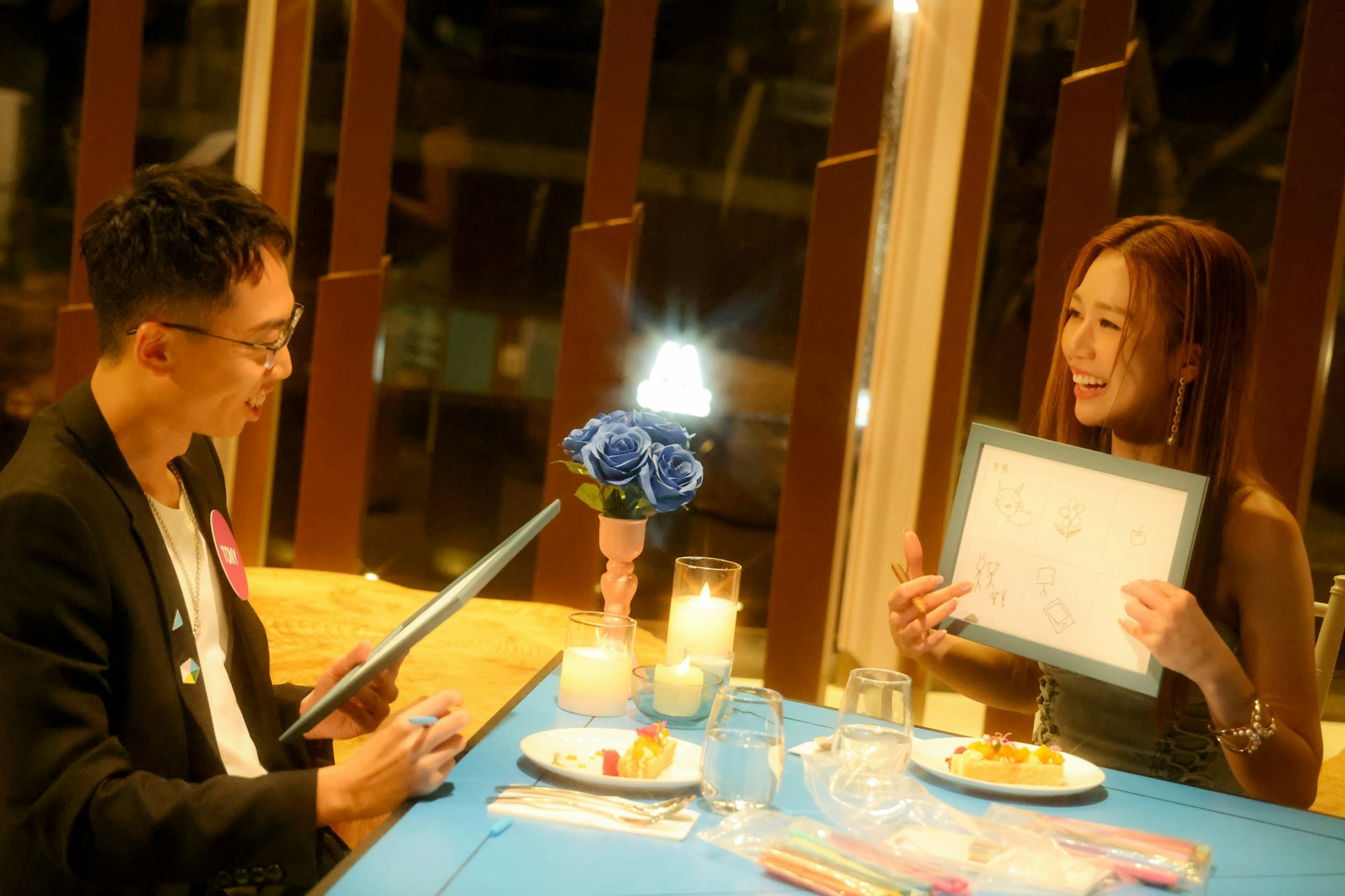 何沛珈坦承對Tony欠觸電感。(Facebook@何沛珈 Roxanne)