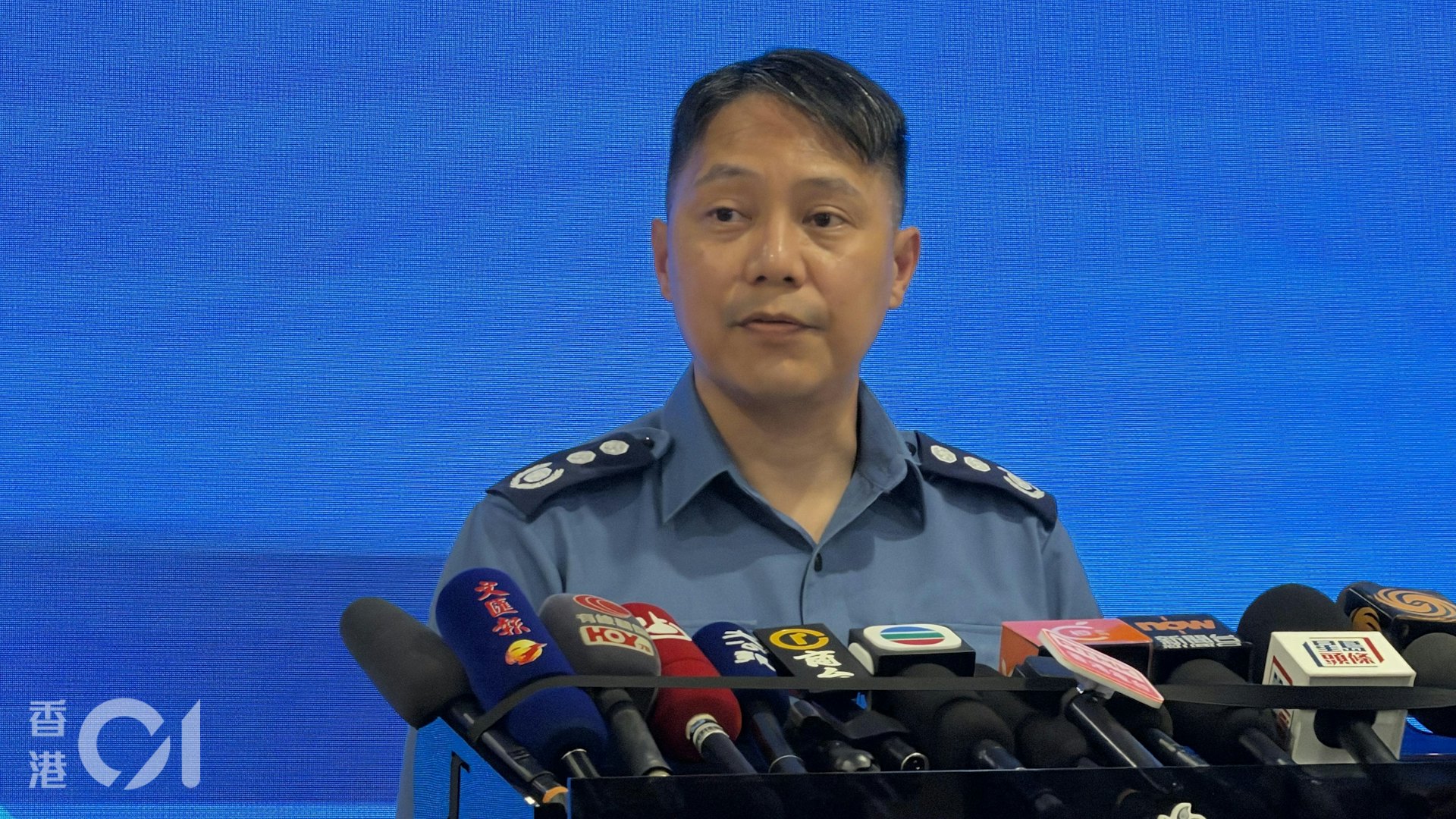 中電電壓驟降導致多區有市民被困升降機或有火警鐘鳴響,消防處署理副消防總長(機構策略)容偉明交代消防處救援行動詳情。