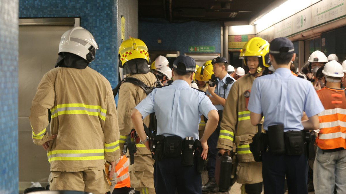 港鐵藍田站路軌火|乘客受阻半小時稱略有混亂 讚職員處理迅速