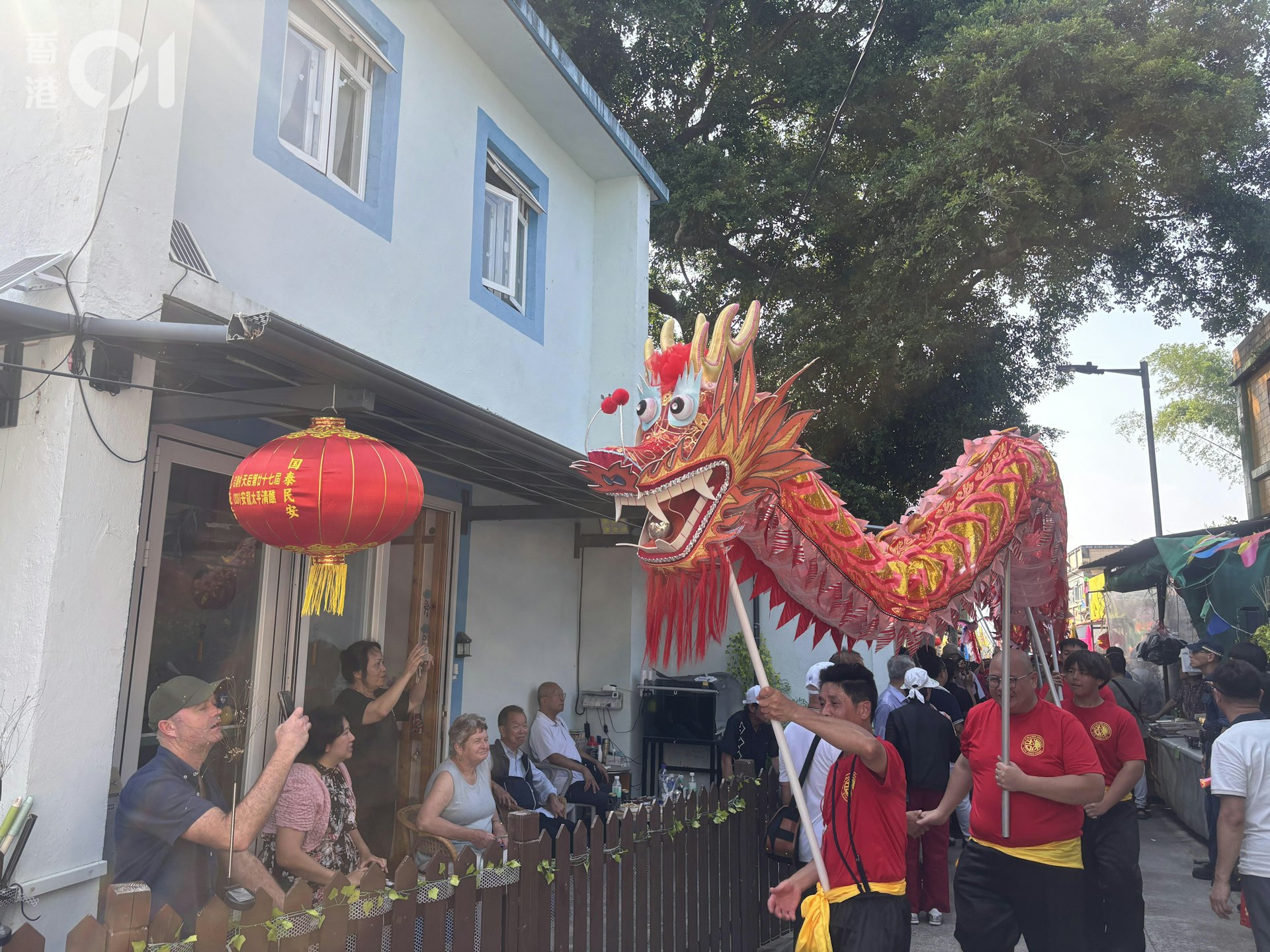 俗稱「吉祥島」的吉澳近日舉行每十年一度的安龍太平清醮,今日(13日)為打醮正日,吸引不少旅客入島遊玩。
