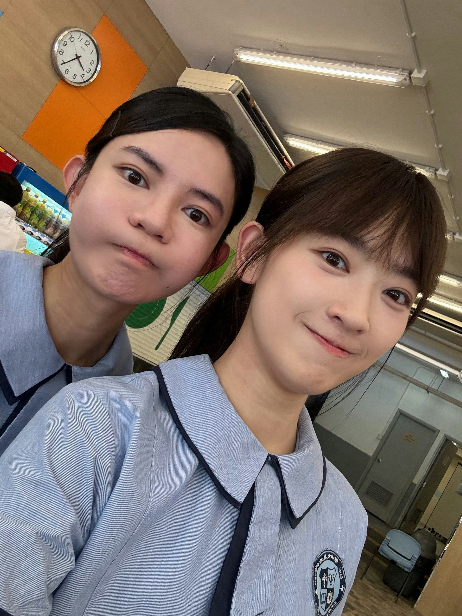 林恺铃逆龄扮中学生。(IG@kaening)
