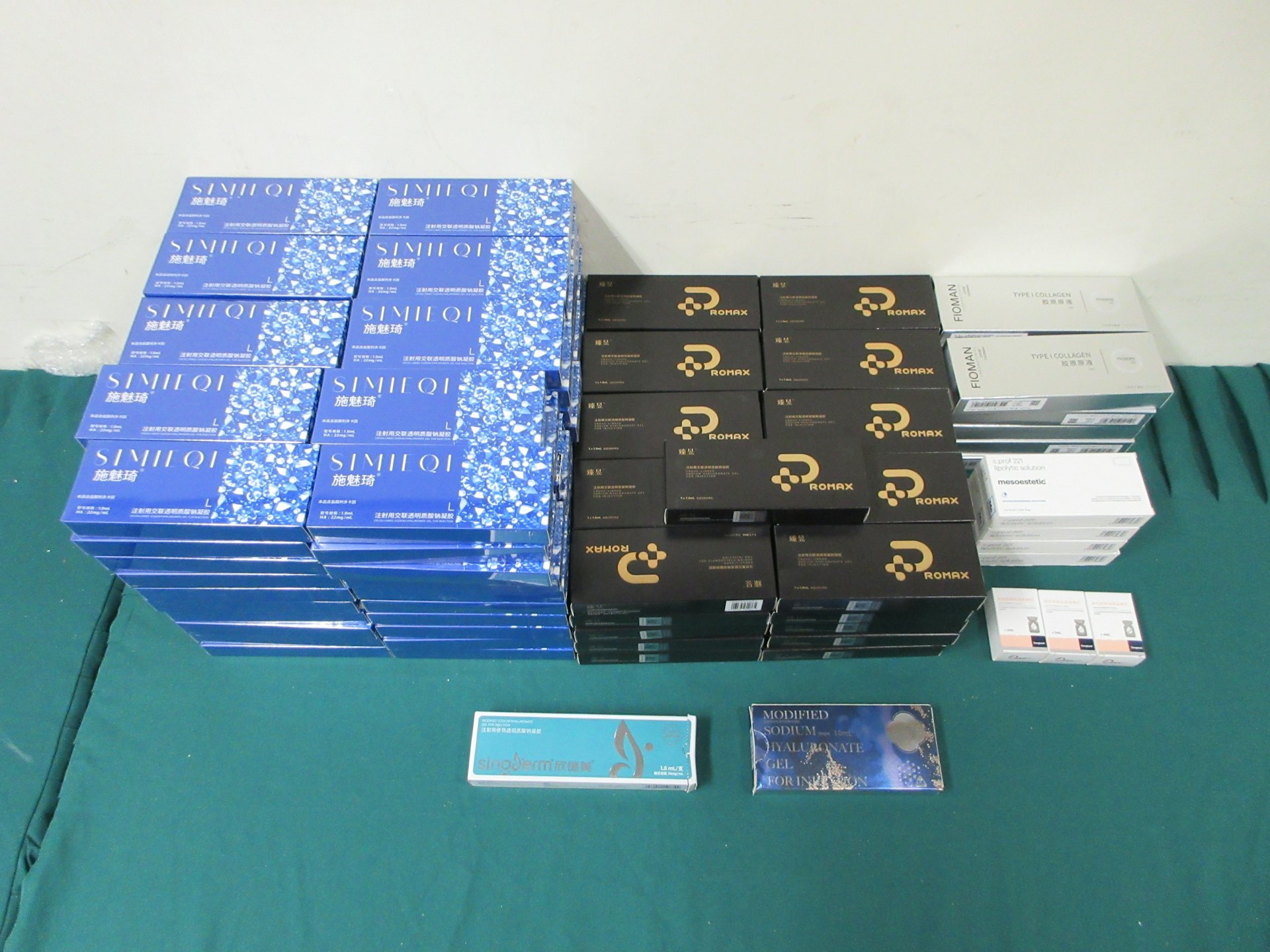 港澳海关联手严打内河船走私,破获五案查扣逾八千万港元货品 港澳海关联手严打内河船走私,破获五案查扣逾八千万港元货品