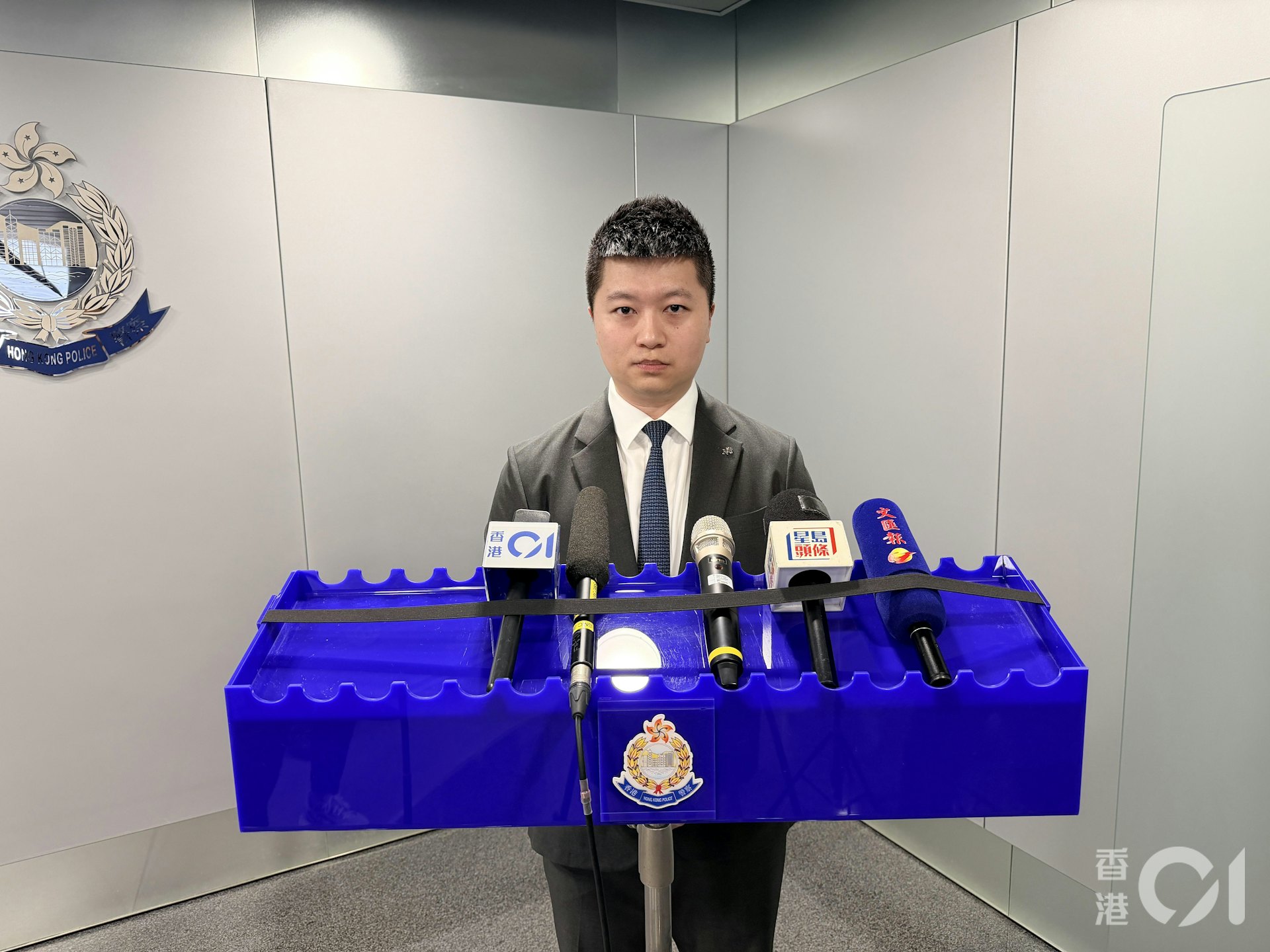 毒品调查科行动组高级督察邓骏颖呼吁所有有意入境香港的旅客,不要贪图一时之利而贩毒。