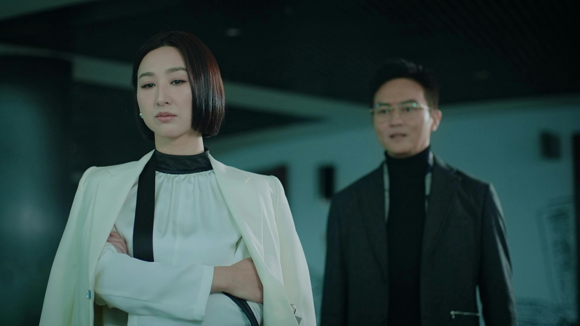 高 Ling单凭微表情同眼神,就要表达咁复杂嘅内心情绪,仲要符合女主角 Alice 嘅内敛人设,一啲都唔容易。