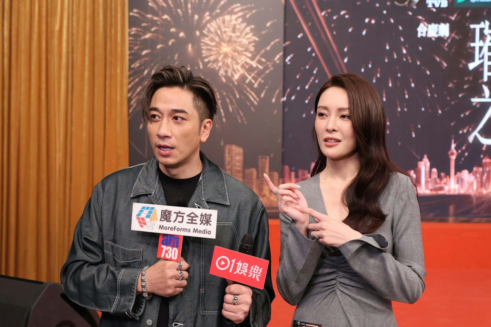 张曦雯吴卓羲。