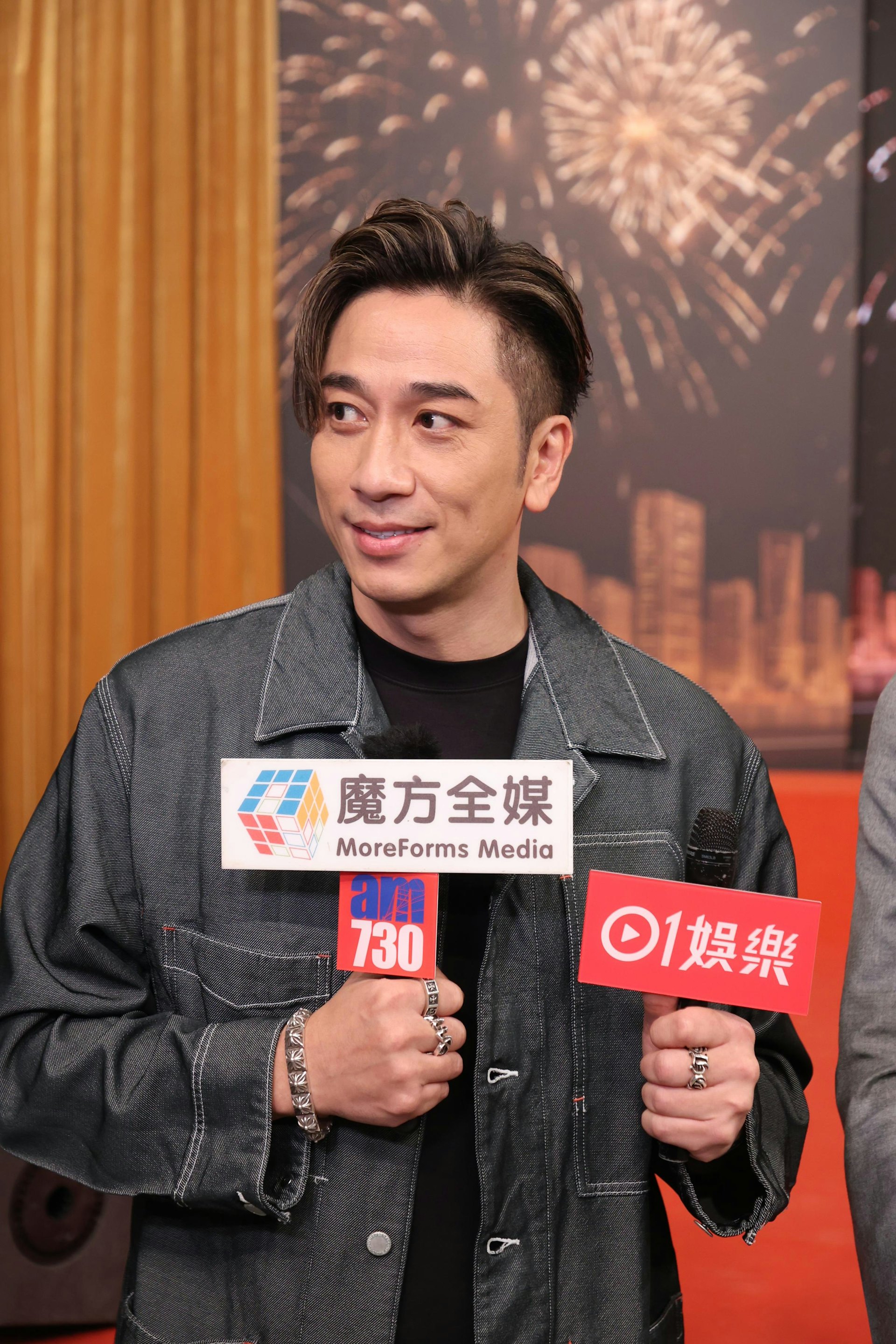 张曦雯吴卓羲。