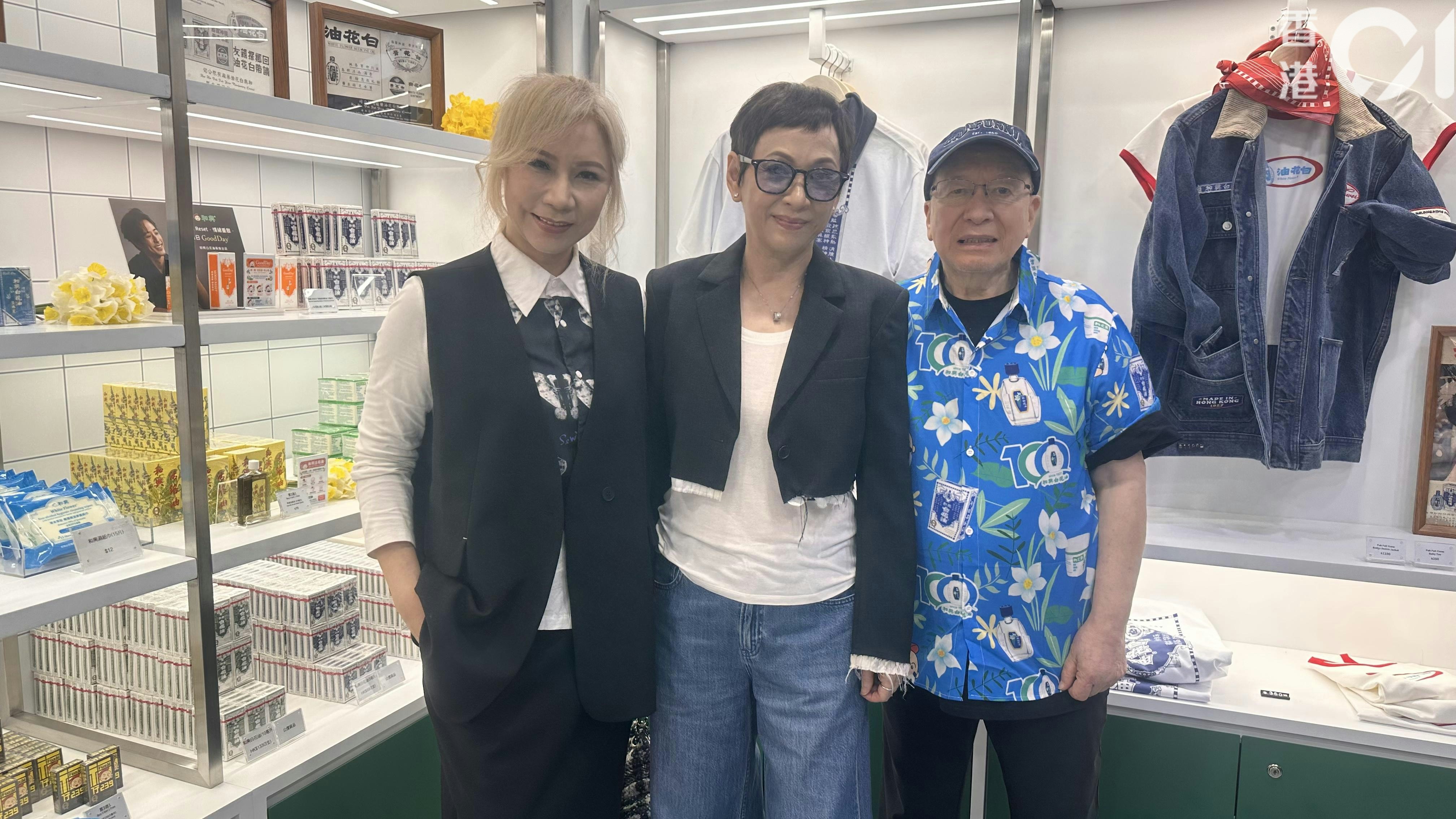彭家丽透露弟弟彭皓锋抗癌开销巨大,未买保险靠登台挣钱治病 彭家丽透露弟弟彭皓锋抗癌开销巨大,未买保险靠登台挣钱治病