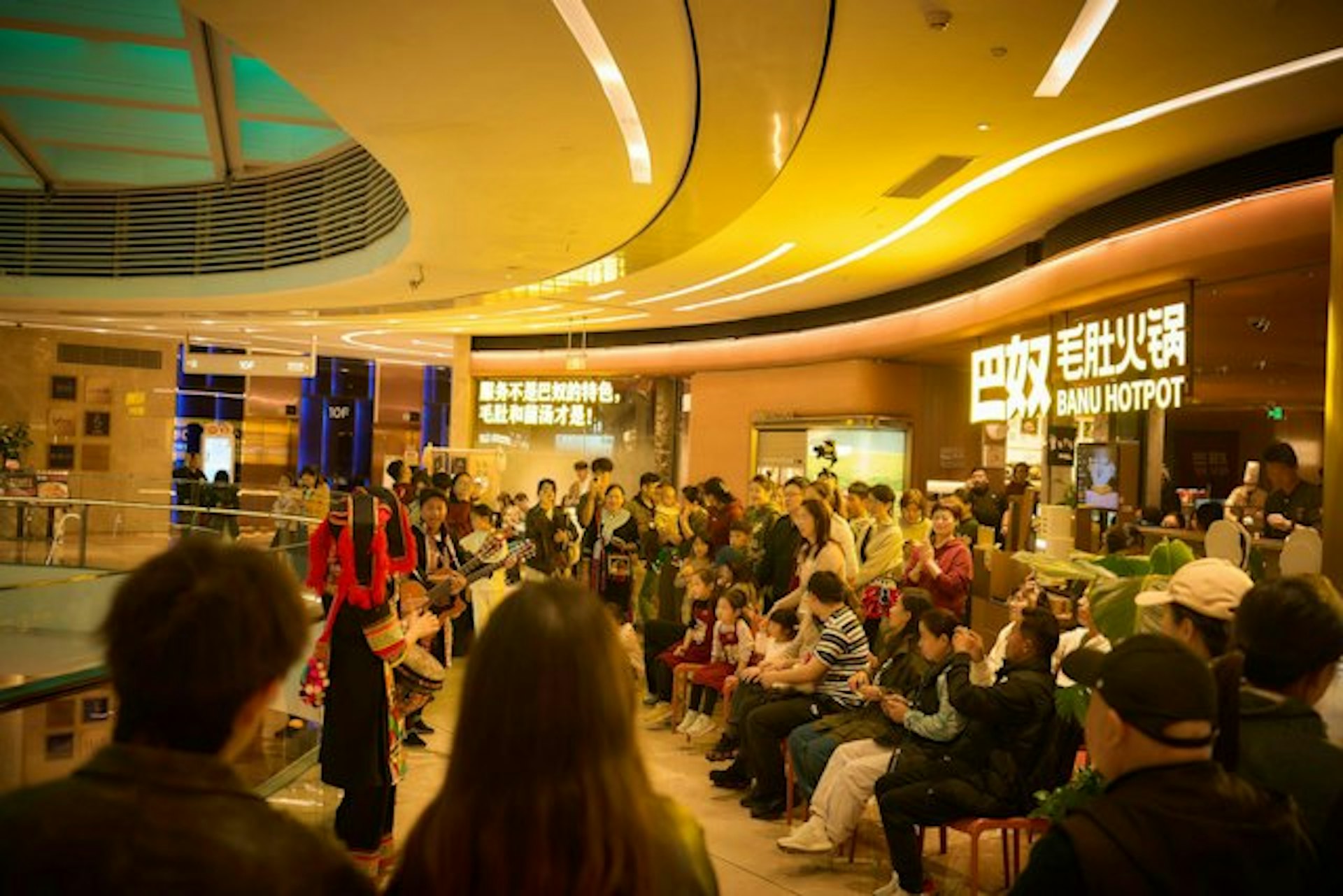 巴奴火锅落子香港:拟扩至20店并推限定鲜汤 巴奴火锅落子香港:拟扩至20店并推限定鲜汤