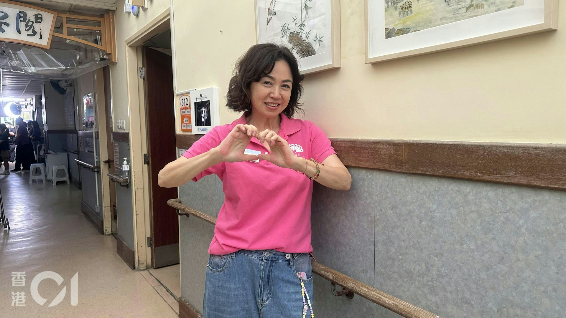 唐丽球早前接受《香港01》访问时,大方分享与老公吴毅将结婚23年的相处点滴。