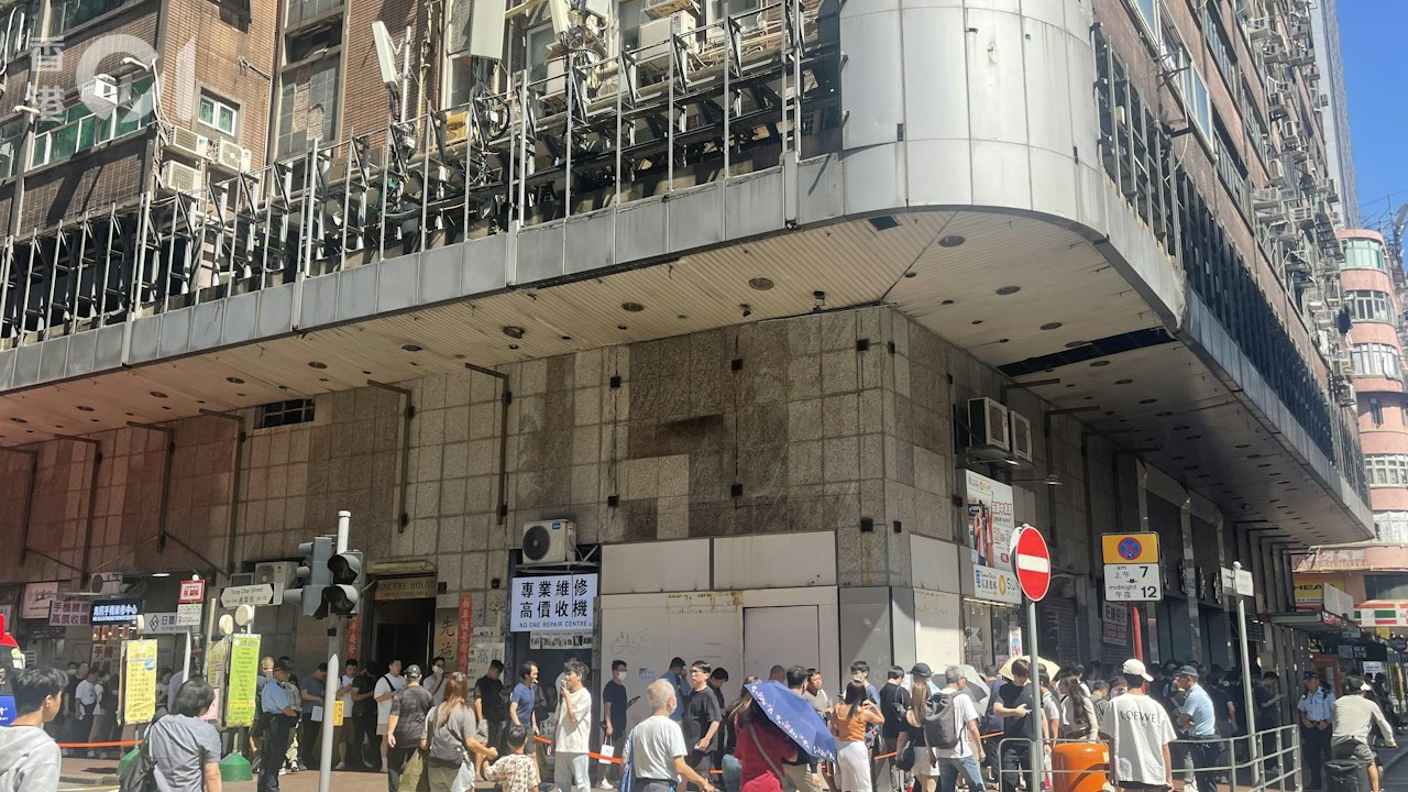 iPhone Duo炒價|先達逼滿放機人潮 中午價單星光白2TB僅賺$301