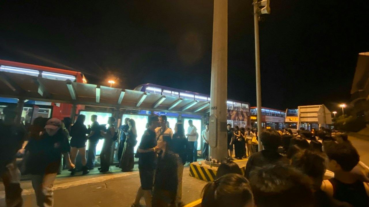 新皇崗|漏斗形道路致塞車?陳國基否認失誤:凌晨過關點都超上限