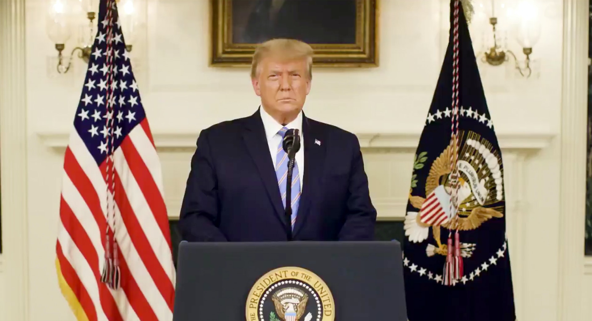 特朗普1月7日在推特(Twitter)上发视频,承诺在1月20日同拜登交接权力。(Twitter@Donald J. Trump) 特朗普1月7日在推特(Twitter)上发视频,承诺在1月20日同拜登交接权力。(Twitter@Donald J. Trump)