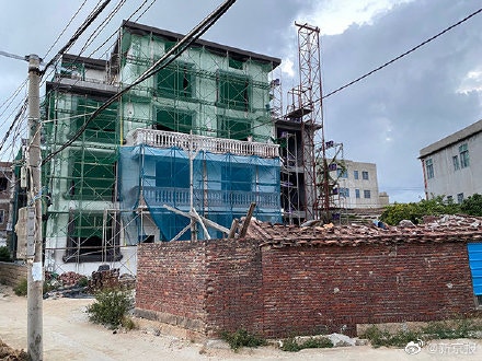土地糾紛住雨棚6年殺害鄰居　嫌犯拒捕自殺引內地網民同情