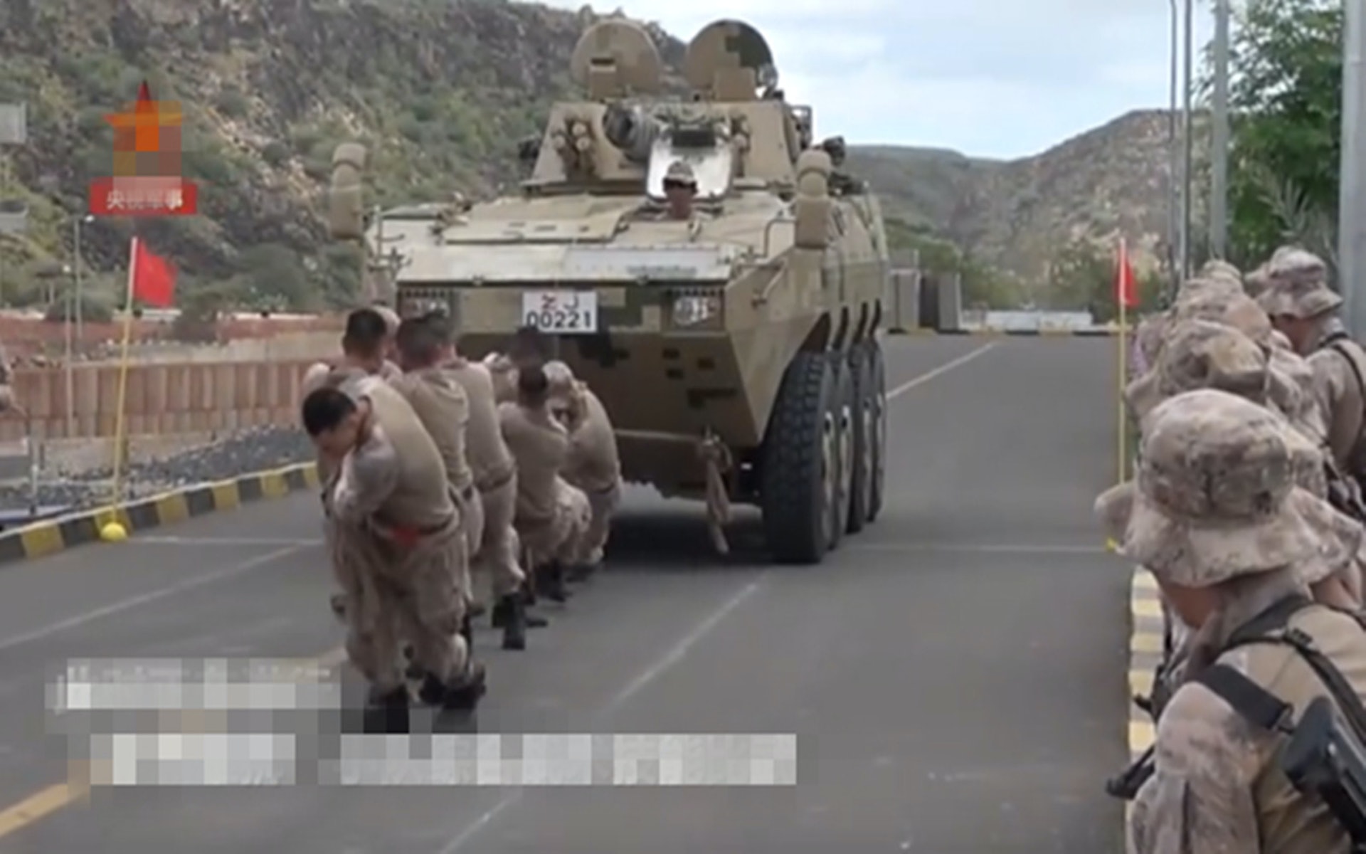 解放軍最新裝備亮相海外基地率先投入使用 圖 解放軍最新裝備亮相海外基地率先投入使用 圖