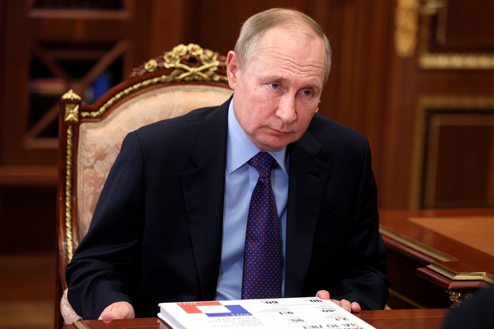 圖為俄羅斯總統普京2021年12月30日在莫斯科出席會議。（AP）